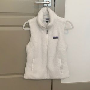 Patagonia women’s fuzzy vest small